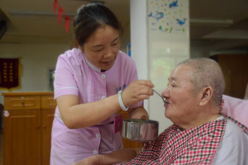 养老服务 (1).JPG